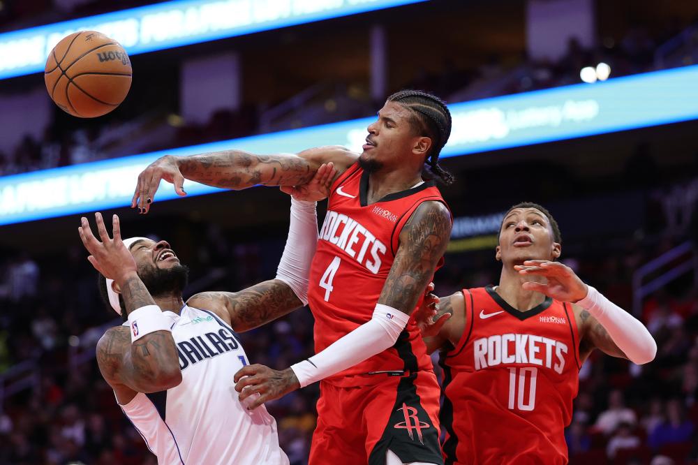 球员降薪留 球员降薪留