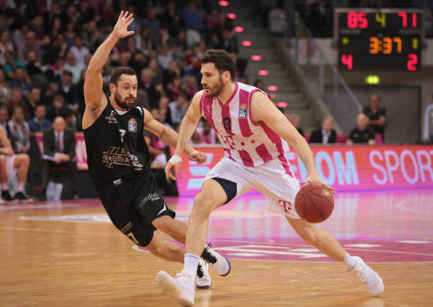 他的语气少 他的语气少